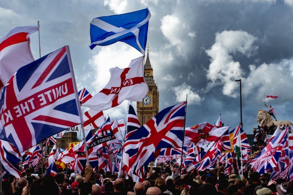 La mayor manifestación de la derecha británica en una generación: una condena contundente para la izquierda