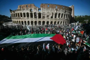 Italia: dos millones de personas salen a las calles de 100 ciudades en apoyo a Palestina