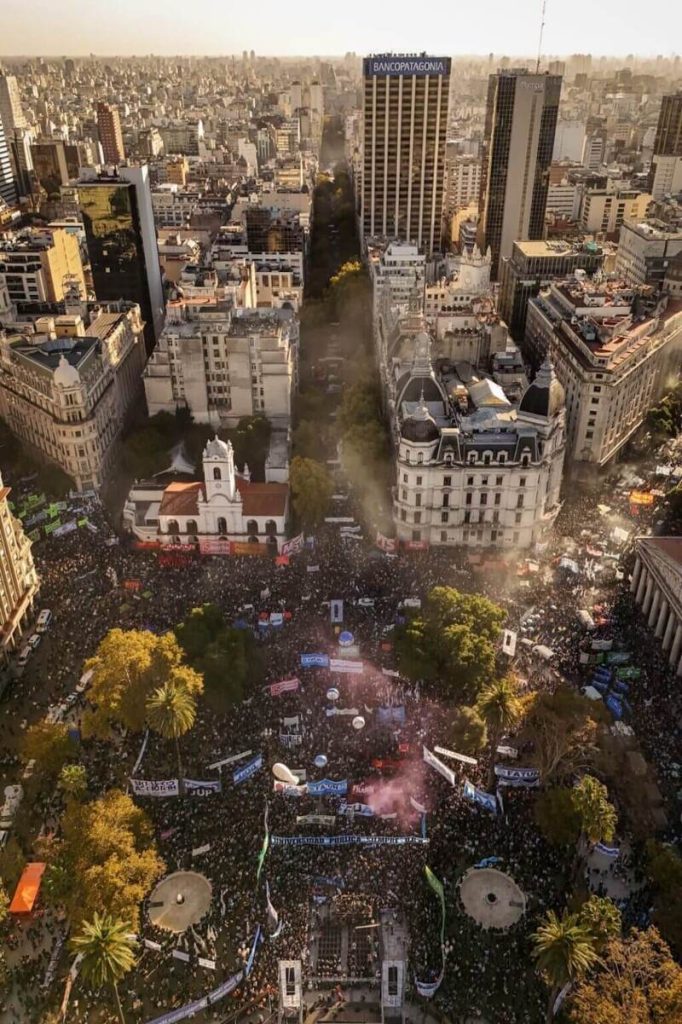 Masiva marcha universitaria: balance y perspectivas