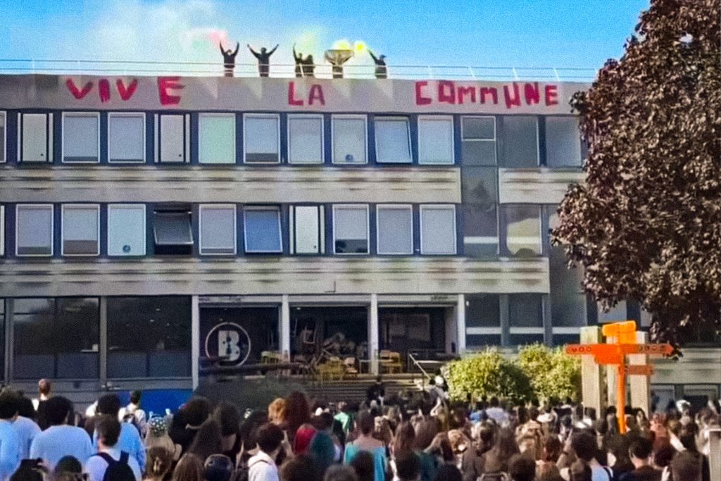 Francia: «La generación 6-7 años vuelve a revivir el mayo del 68»