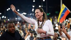 El ridículo show del retorno de Machado y el futuro de la Venezuela tutelada